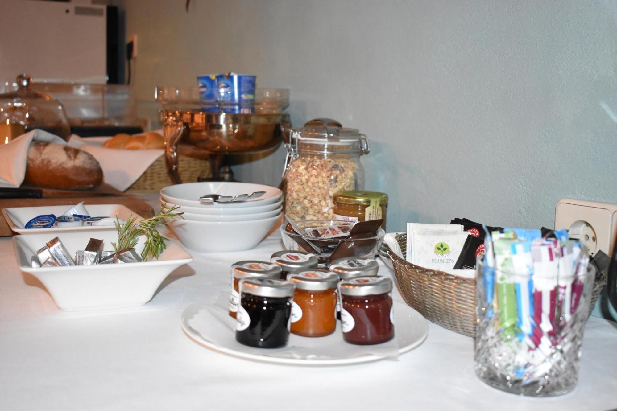 Hirschstube Nauders Bed & Breakfast Екстериор снимка