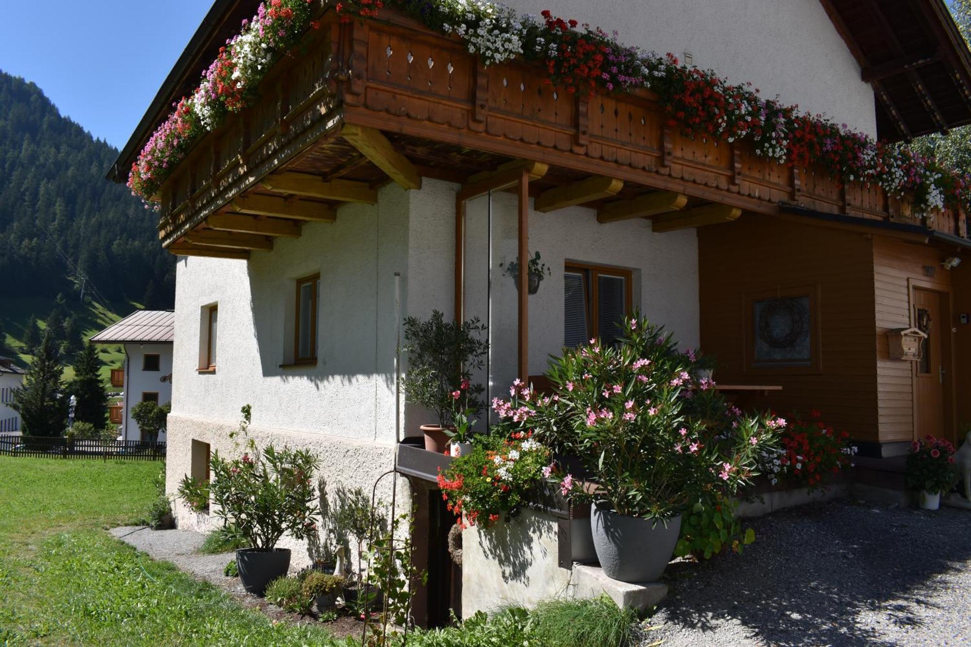Hirschstube Nauders Bed & Breakfast Екстериор снимка