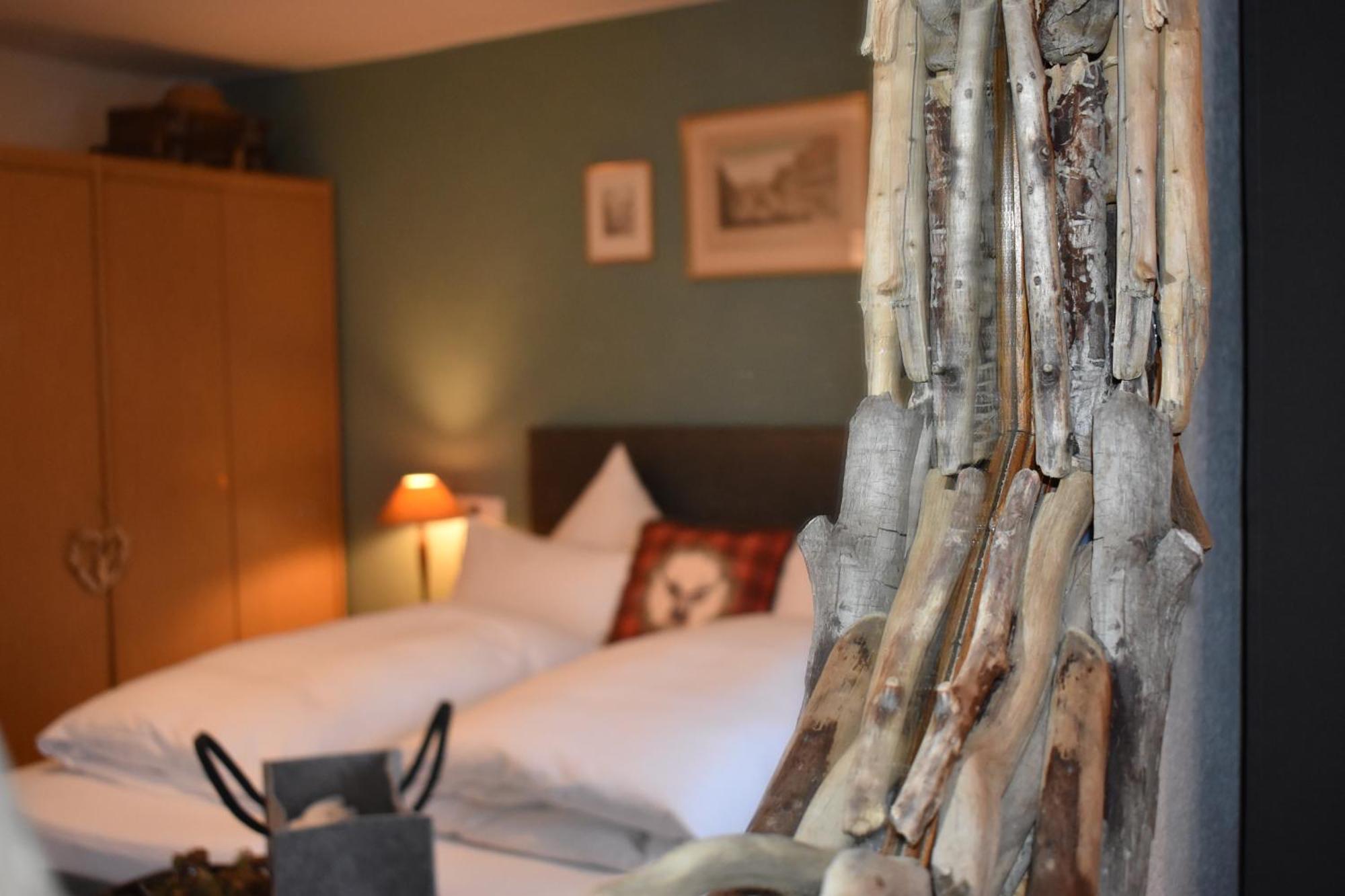 Hirschstube Nauders Bed & Breakfast Екстериор снимка